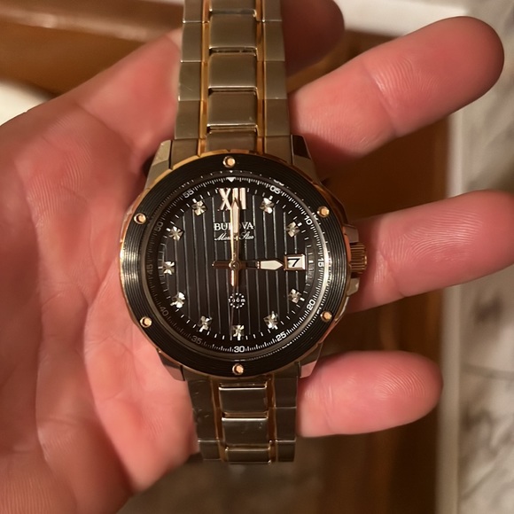 New bulova men’s watch - Picture 2 of 2